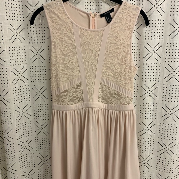 Pale Pink Lace Spring Summer Dress - Picture 2 of 4